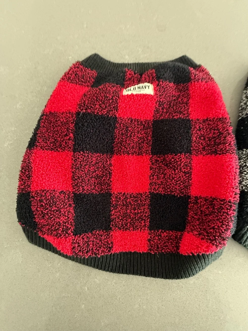 2 Old Navy Dog Large Buffalo and White Plaid Sweaters EUC